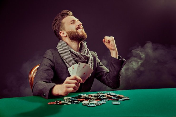 Dashboard Program Loyalitas huntertoto menampilkan tingkat keanggotaan dan progress ke tingkat berikutnya